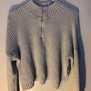 Hollister Cropped Sweater